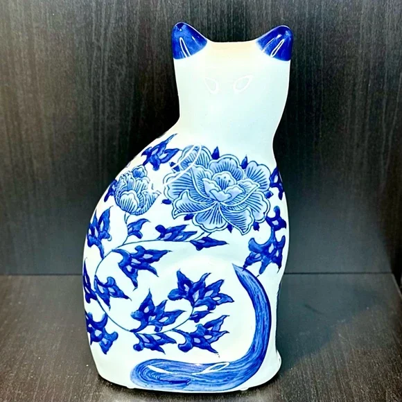 Vintage Large Chinese Porcelain Cat Figurine - Picture 2 of 4